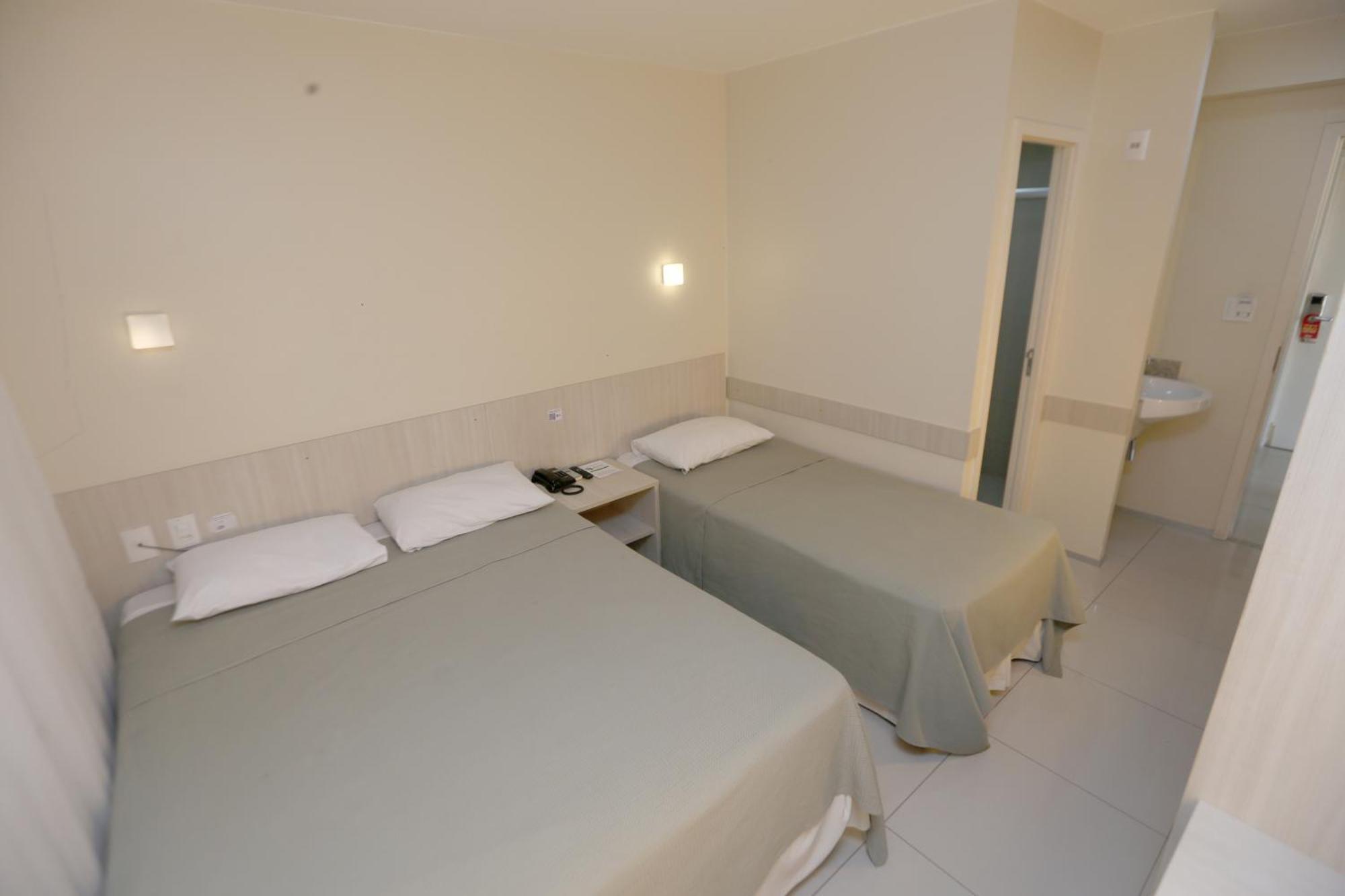 Stay Inn Hotel Императрис Экстерьер фото